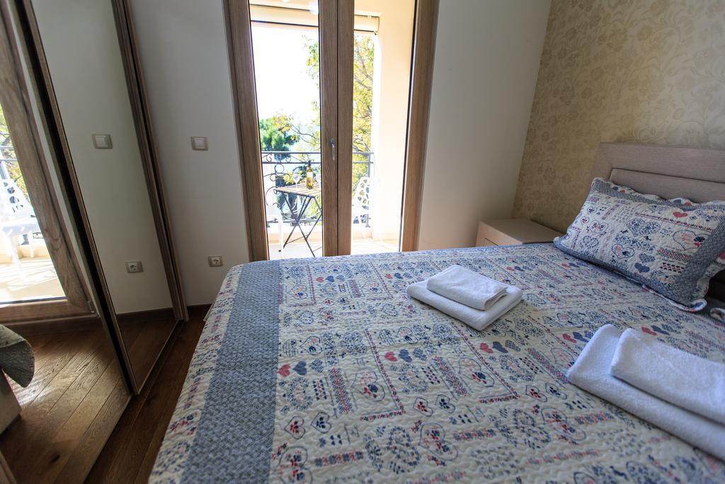 De Lux Apartments Petrovazzo Esterno foto