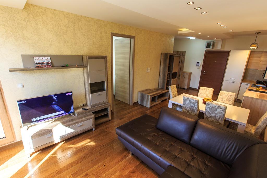 De Lux Apartments Petrovazzo Esterno foto