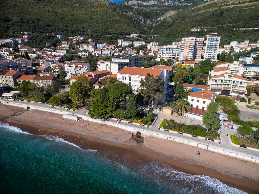 De Lux Apartments Petrovazzo Esterno foto