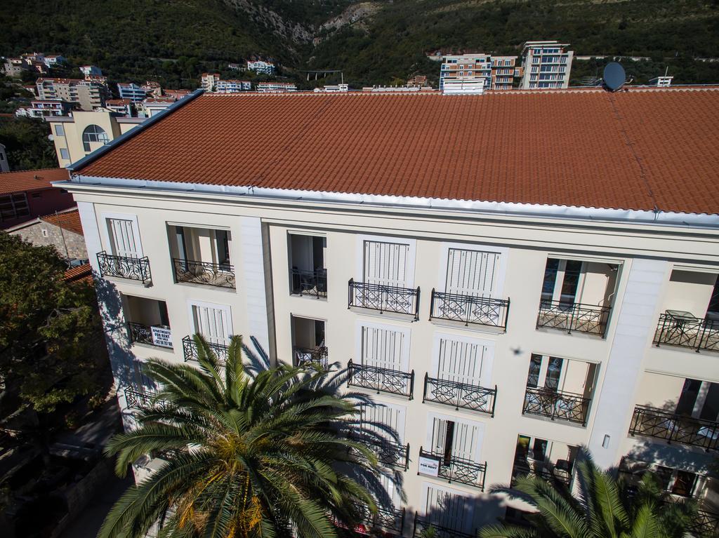De Lux Apartments Petrovazzo Esterno foto
